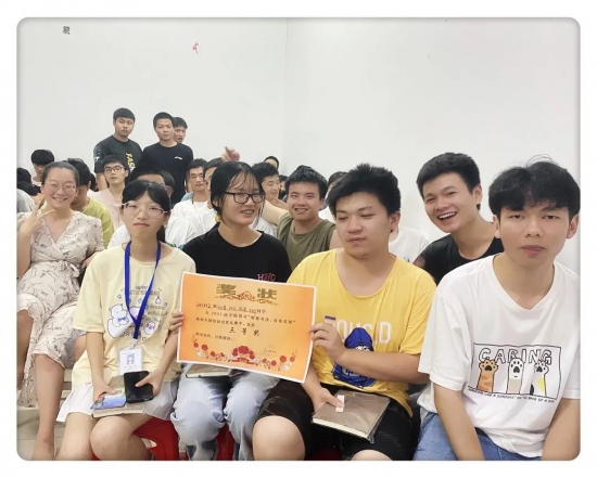 云图片