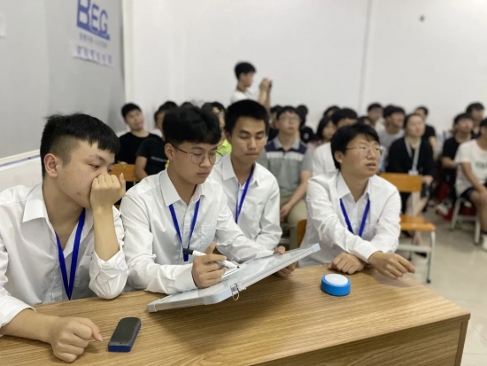 云图片
