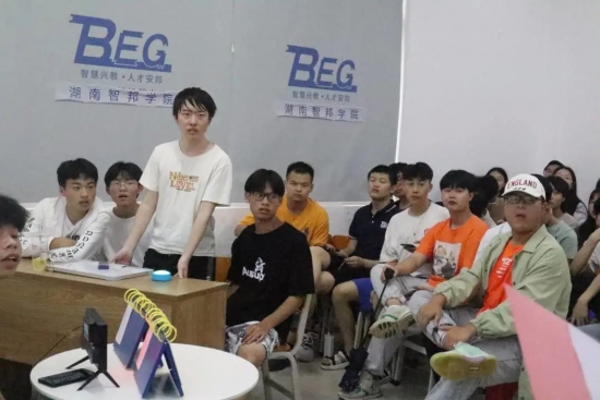 云图片